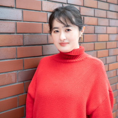 Asako Yuzuki